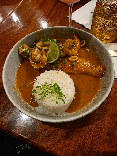Costa Contemporary Kitchen Food